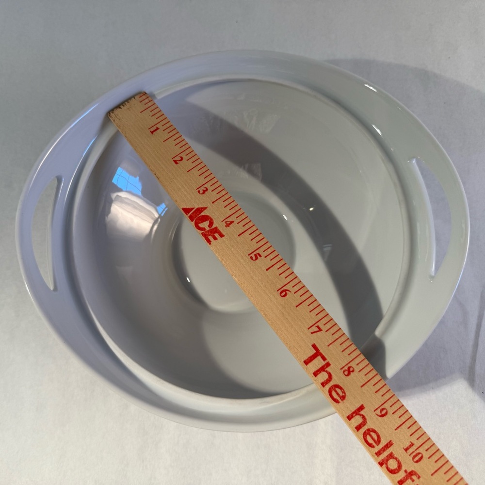 Vintage Mid-Century Modern White Porcelain Serving Bowl with Lid - Picture 6 of 7